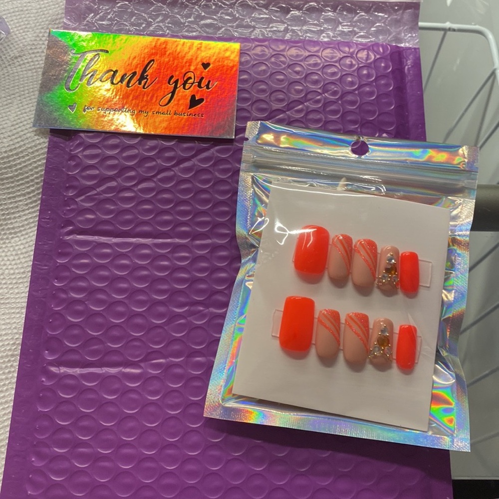 Custom Press-On Nails